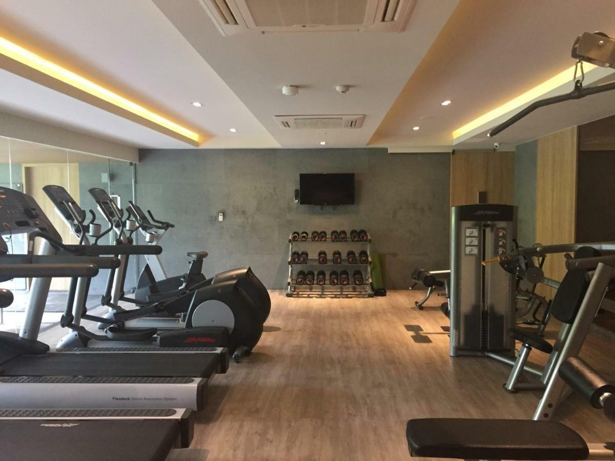 Baan Mai Khao condo Bagian luar foto